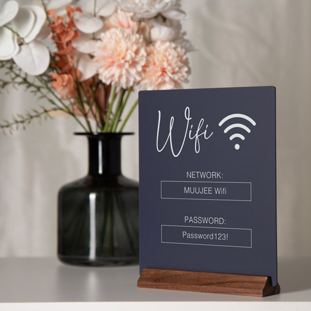 Personalizowany akrylowy znak  – Airbnb Smart Home recenzja i cena